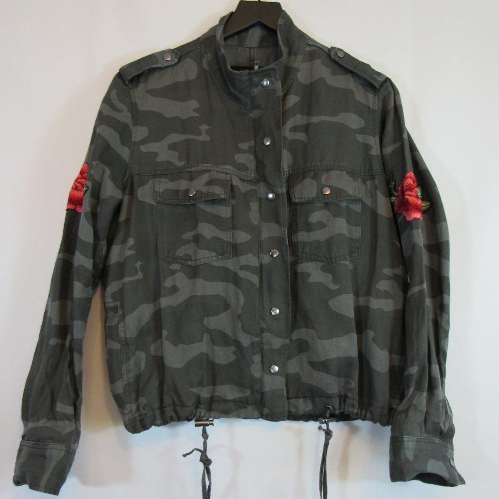 Rails Collins Camo Rose Patch Linen Jacket - Picture 6 of 12
